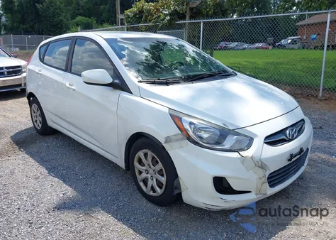 2012 Hyundai Accent Gs z USA, uszkodzony, nr VIN KMHCT5AE4CU016044